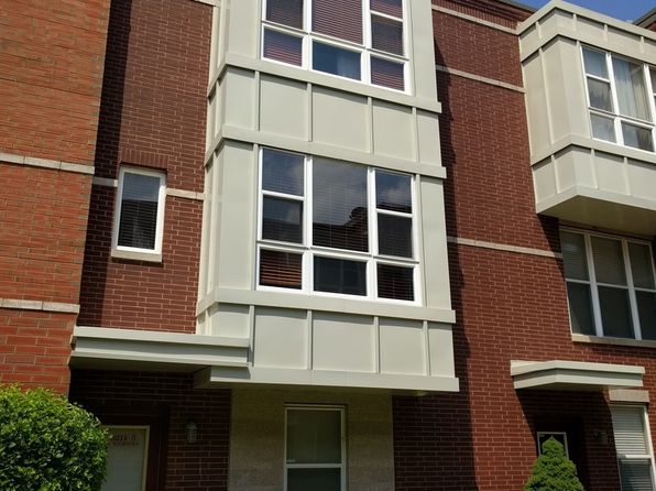 3214 N Kilbourn Ave Unit 3