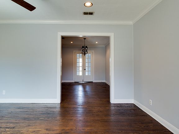 4th image of 2206 Piedmont Pl