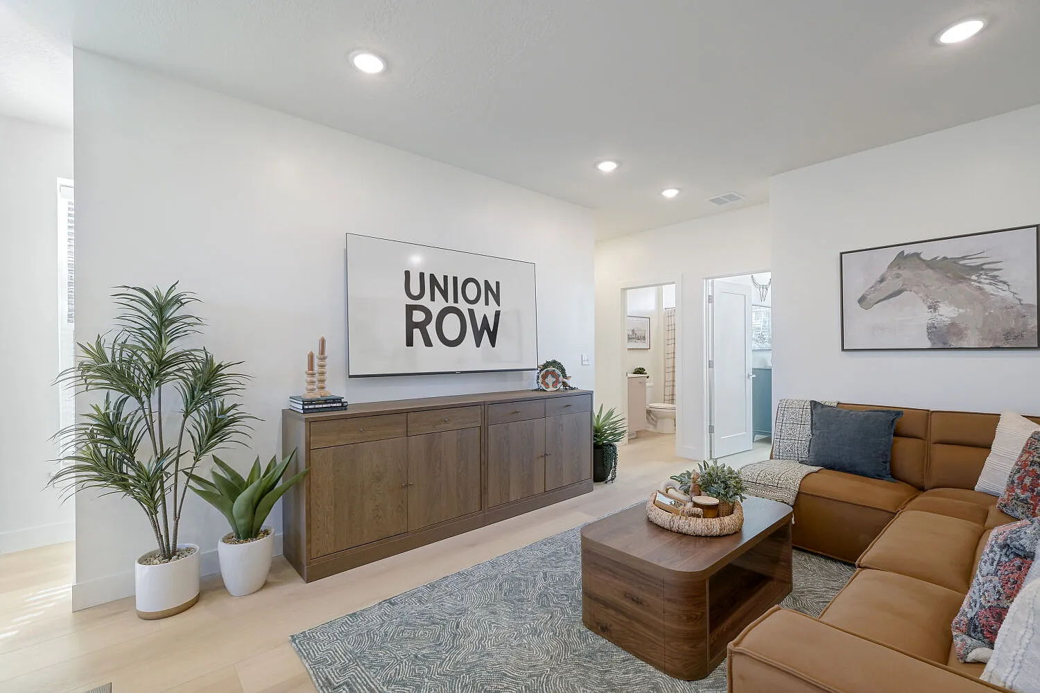 Union Row — Photo 3