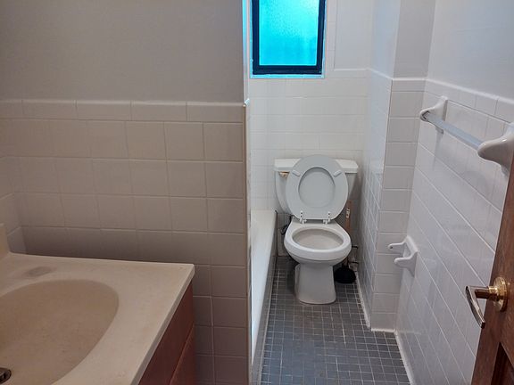 4th image of 1274 Amsterdam Ave