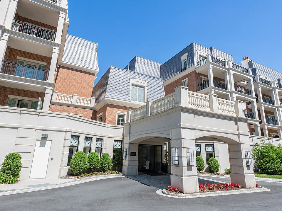 1st image of 1000 Royal Ct