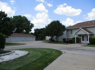 551 S Robin Rd, Wichita, KS 67209