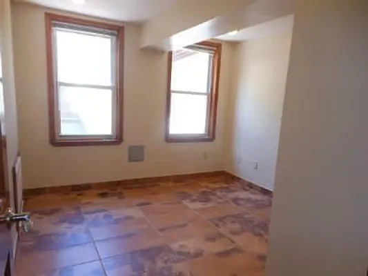 Rented by Town Residential | media 28