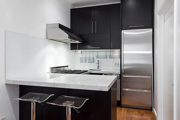 Rented by Nest Seekers International | media 13