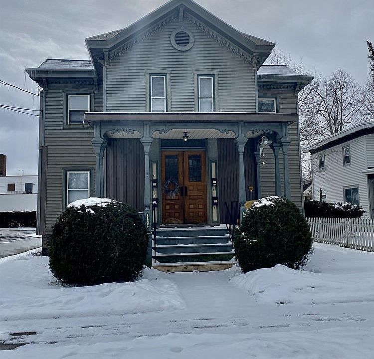 1st image of 13 Lincoln Ave APT 3