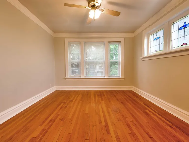 3931 Parker Ave — Photo 3