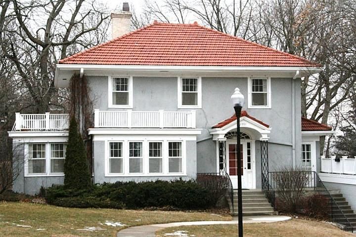 1st image of 2301 McDonald St