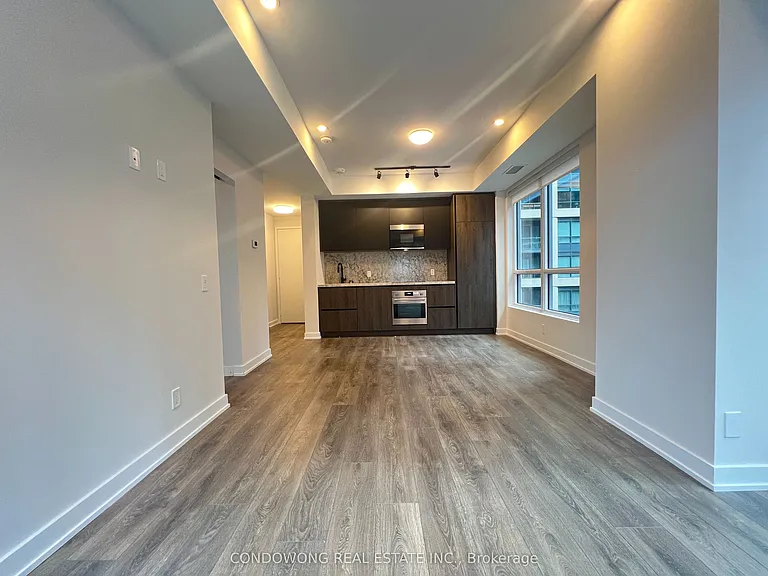 108 Peter St #816 — Photo 4