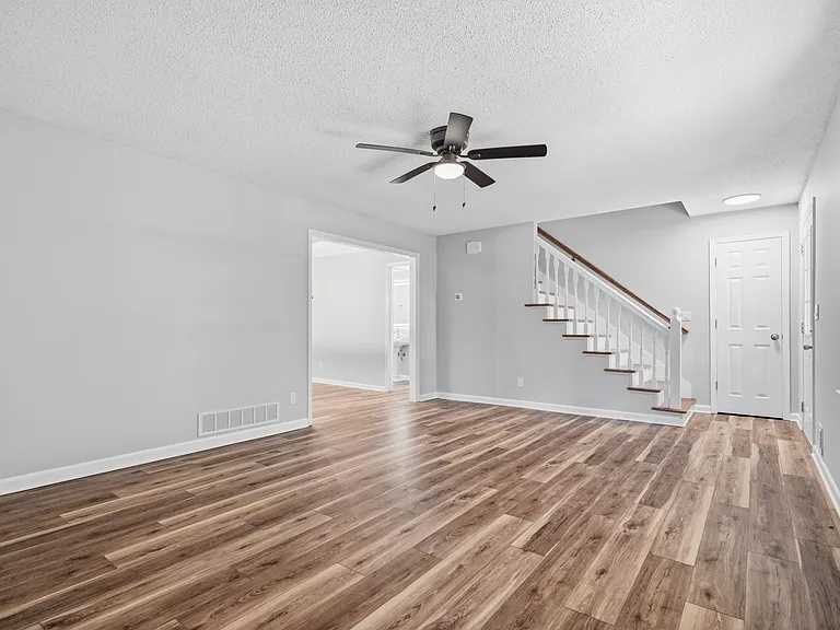 2794 Misty Ct — Photo 5