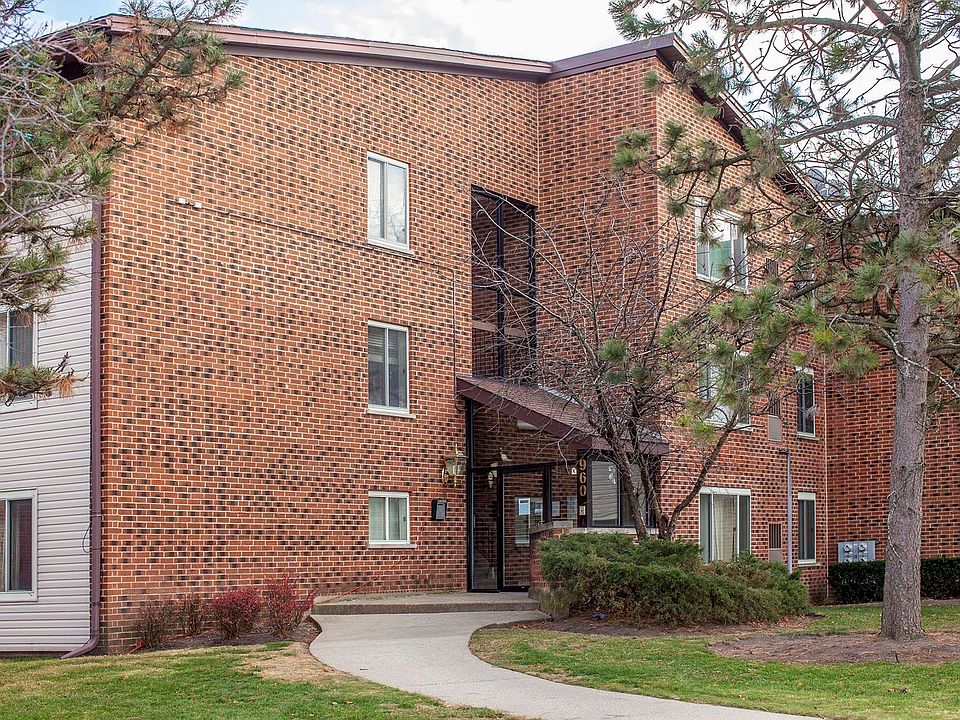 1st image of 960 Perrie Dr APT 204