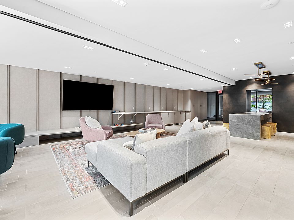 1st image of 171 Chrystie St #11A