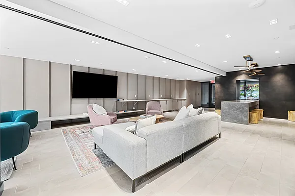 Rented by REAL New York | media 13