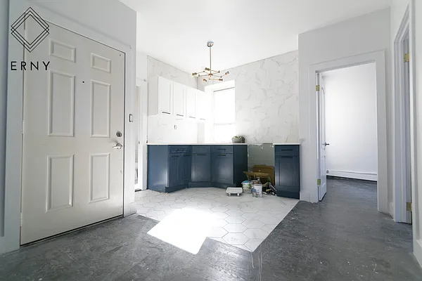 Rented by ERNY LLC | media 10