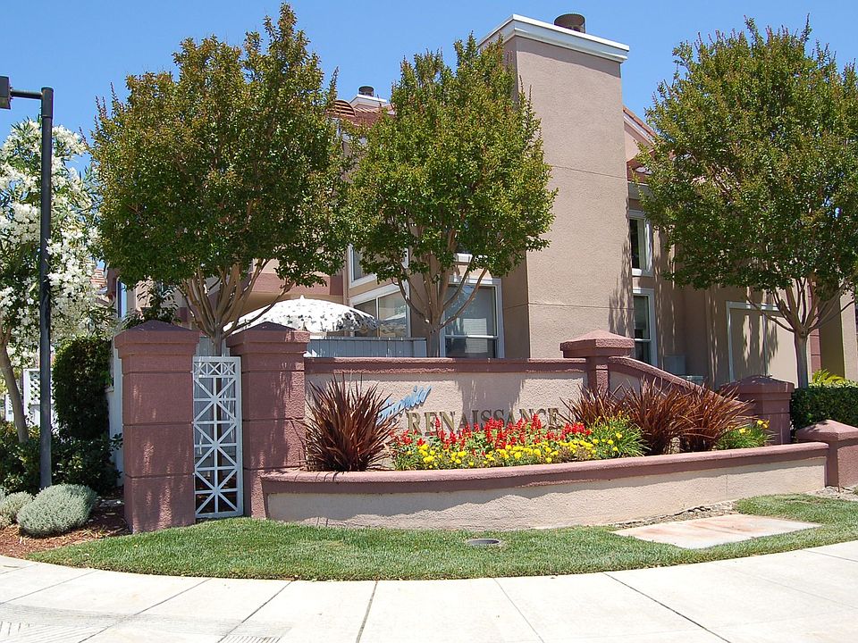 Located in California Renaissance