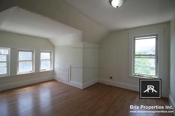 34 Mansfield St — Photo 12