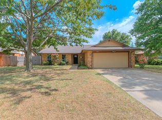 1414 W Gemini Rd, Edmond, OK 73003