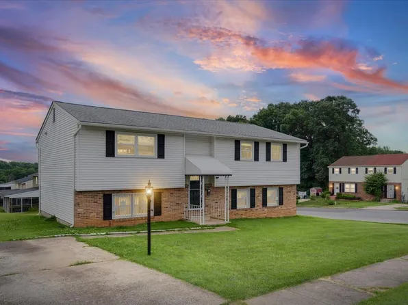 6700 Yataruba Dr, Baltimore, MD 21207