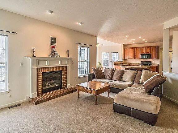 5th image of 724 Seth Dr