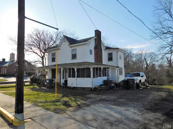 240 S Main St, Amherst, VA 24521