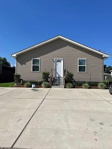 114 Havana St #A Photo 1