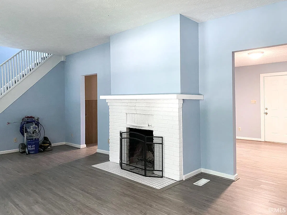 3 bed, 2.0 bath, 1792 sqft, $3,100 — Photo 3
