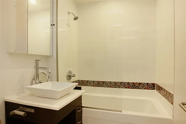 Sold by Citi Habitats | media 13