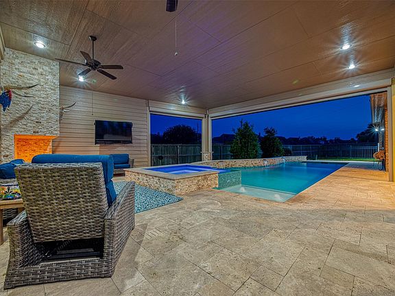 2nd image of 20503 Azalea Chase Dr