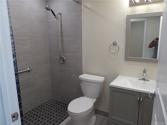 2nd image of 8556 Gullo Ave