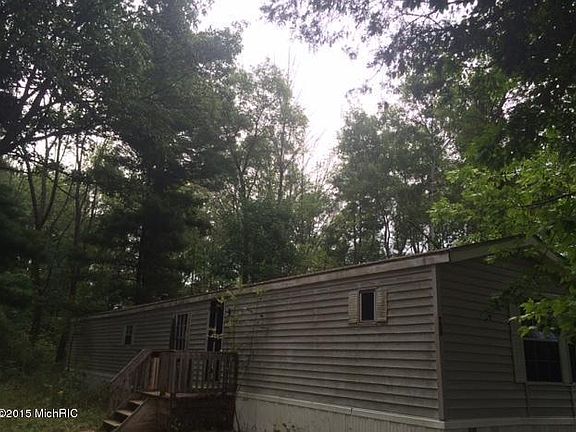 5th image of 8769 Northland Dr