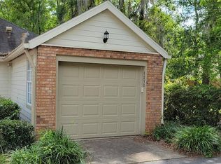 5250 SW 97th Dr, Gainesville, FL 32608