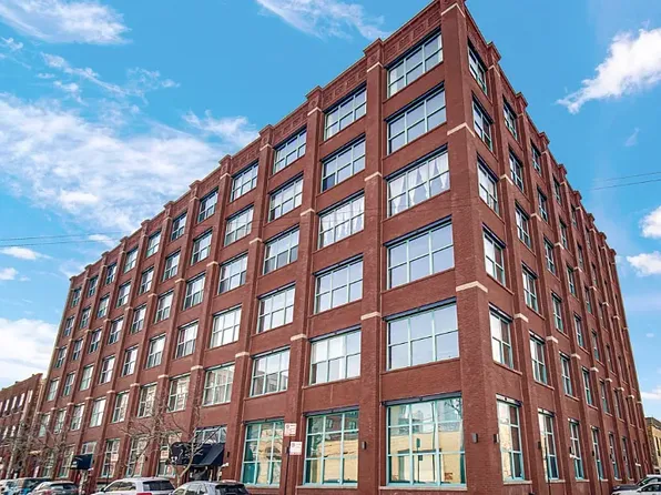 312 N May St APT 4H, Chicago, IL 60607