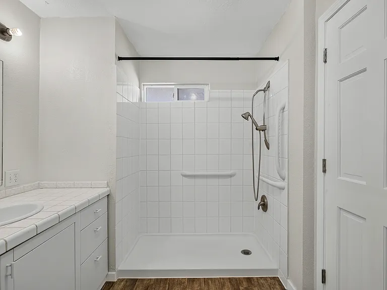 667 Decoria Ave — Photo 31