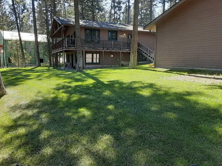 268 Lakeview Dr — Photo 3