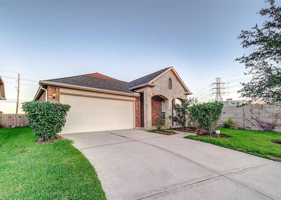 2nd image of 6402 Tea Tree Dr