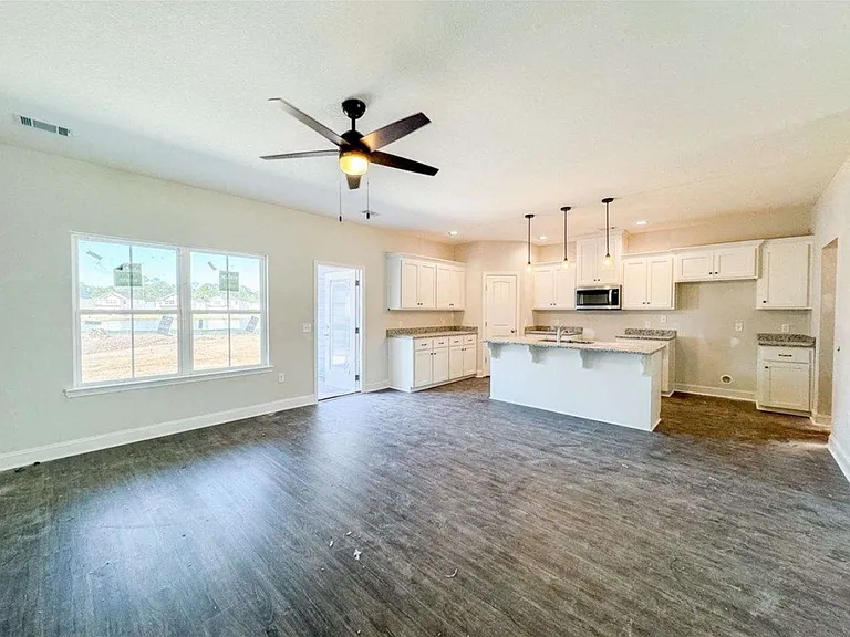 238 Marron Way — Photo 2