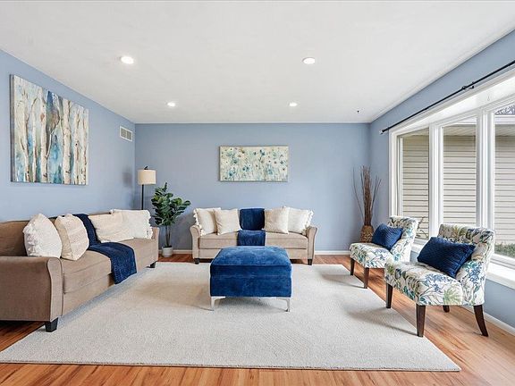 4th image of 126 Merryturn Road