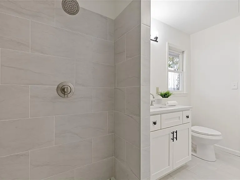 Second Master Bathroom