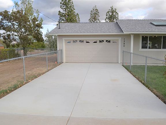 2nd image of 1380 Jobs Peak Dr #Nv