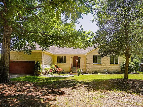 2nd image of 11643 Red Cedar Dr