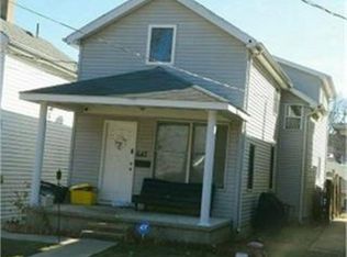 642 W 8th St, Dubuque, IA 52001