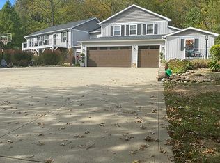 1844 Zutavern Church Rd NW, Bolivar, OH 44612