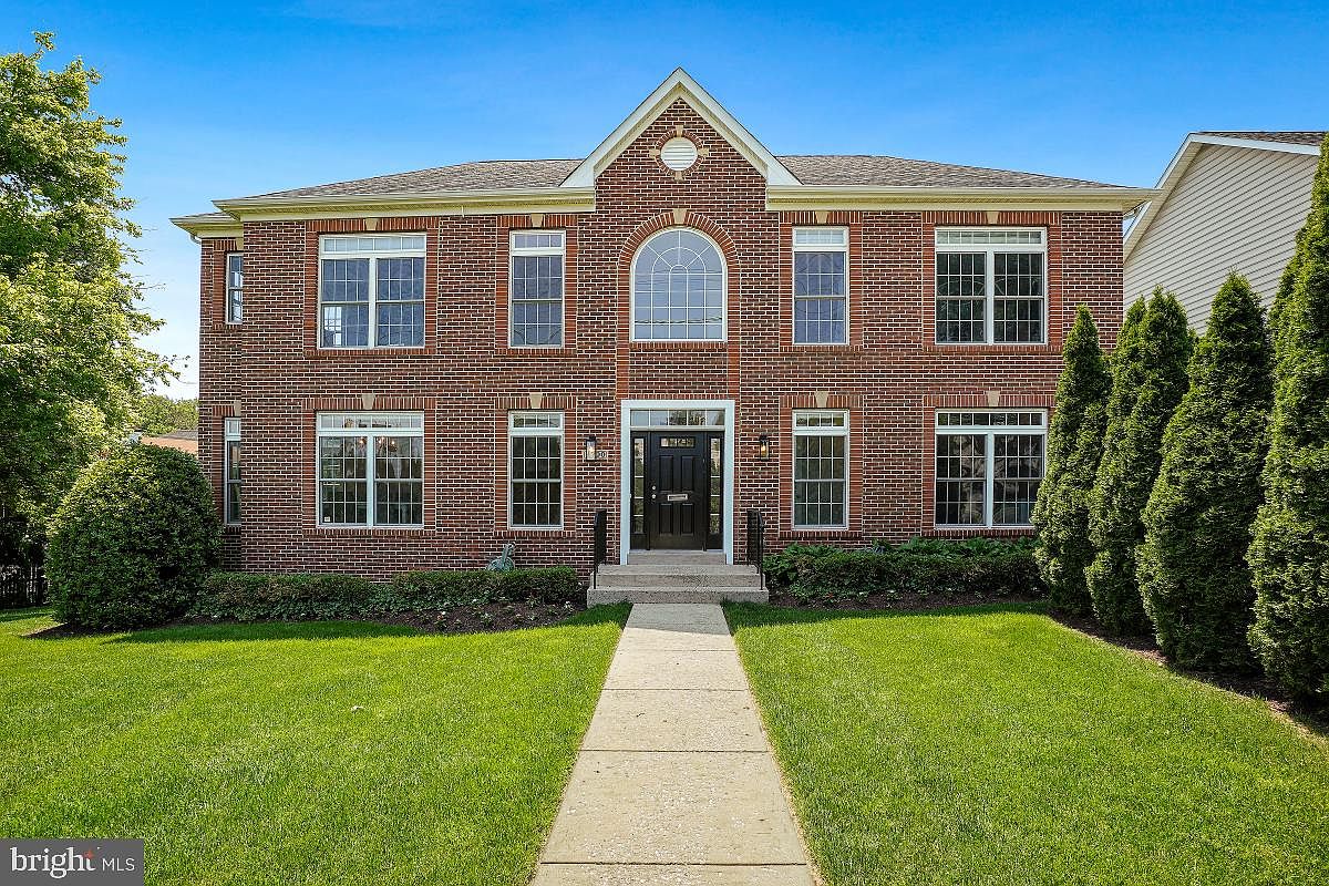 4700 Jones Bridge Rd, Bethesda, MD 20814 Zillow
