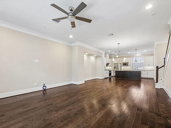 4th image of 8318 Ginger Oak St