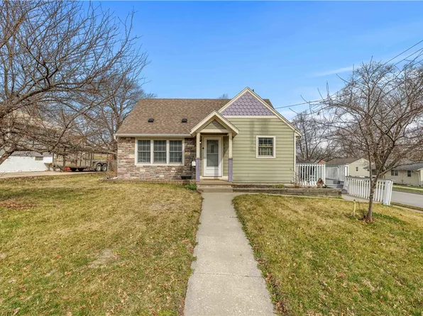 101 Bell Ave, Des Moines, IA 50315