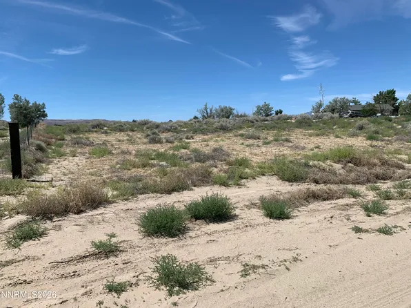 2905 E 8th St, Silver Springs, NV 89429