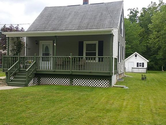 2nd image of 2136 Overland Ave NE