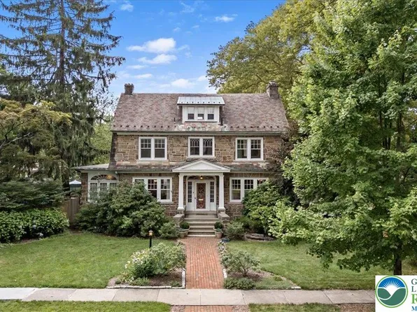 2544 W Washington St, Allentown, PA 18104