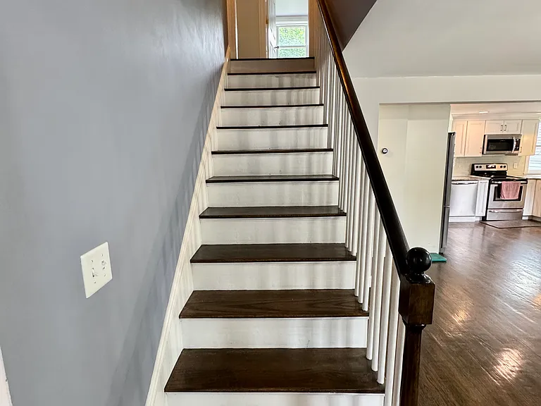 26 Fairview Ave — Photo 13