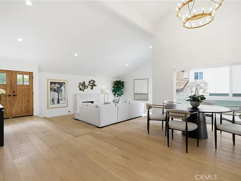 5347 Cangas Dr — Photo 11