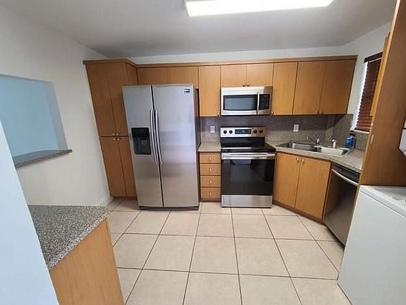 2nd image of 3750 NW 115th Ave APT 5
